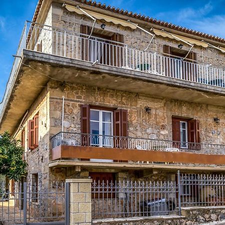 Chrysanthi Apartments Kardamyli Dış mekan fotoğraf