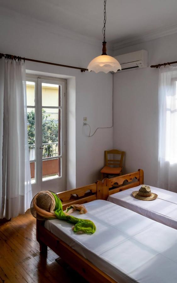 Chrysanthi Apartments Kardamyli Dış mekan fotoğraf