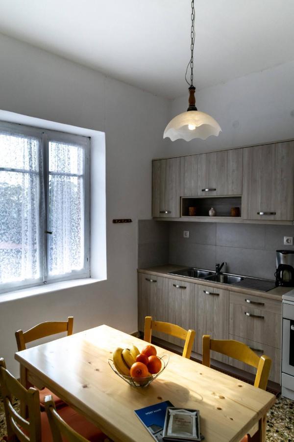 Chrysanthi Apartments Kardamyli Dış mekan fotoğraf