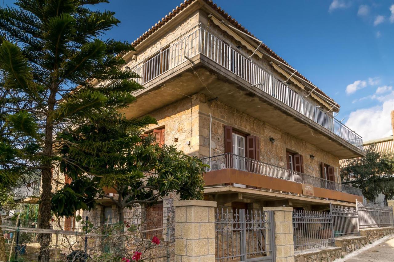 Chrysanthi Apartments Kardamyli Dış mekan fotoğraf