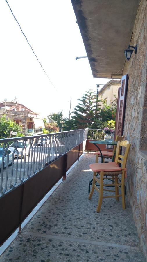 Chrysanthi Apartments Kardamyli Dış mekan fotoğraf